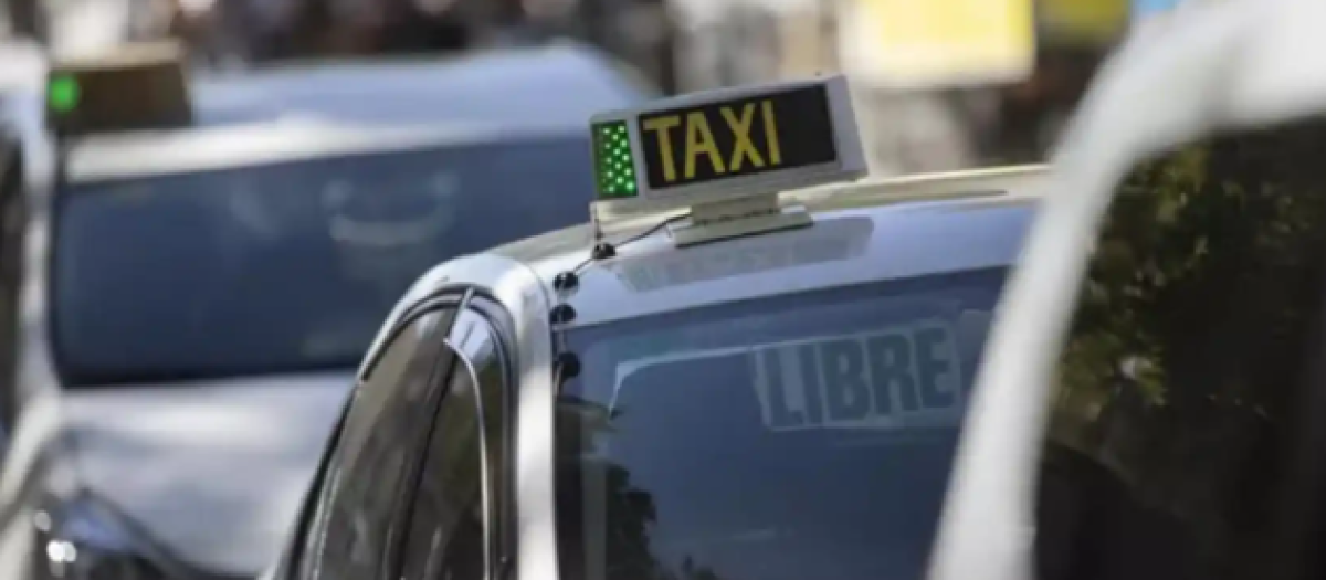 El presidente de la Unión Sevilla del Taxi, David Capelo, ha exigido "más seguridad" y ha mostrado preocupación