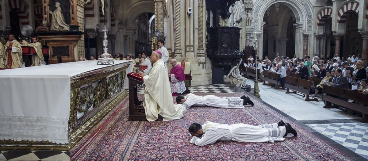 Ordenación de nuevos sacerdotes en la Catedral, en 2019