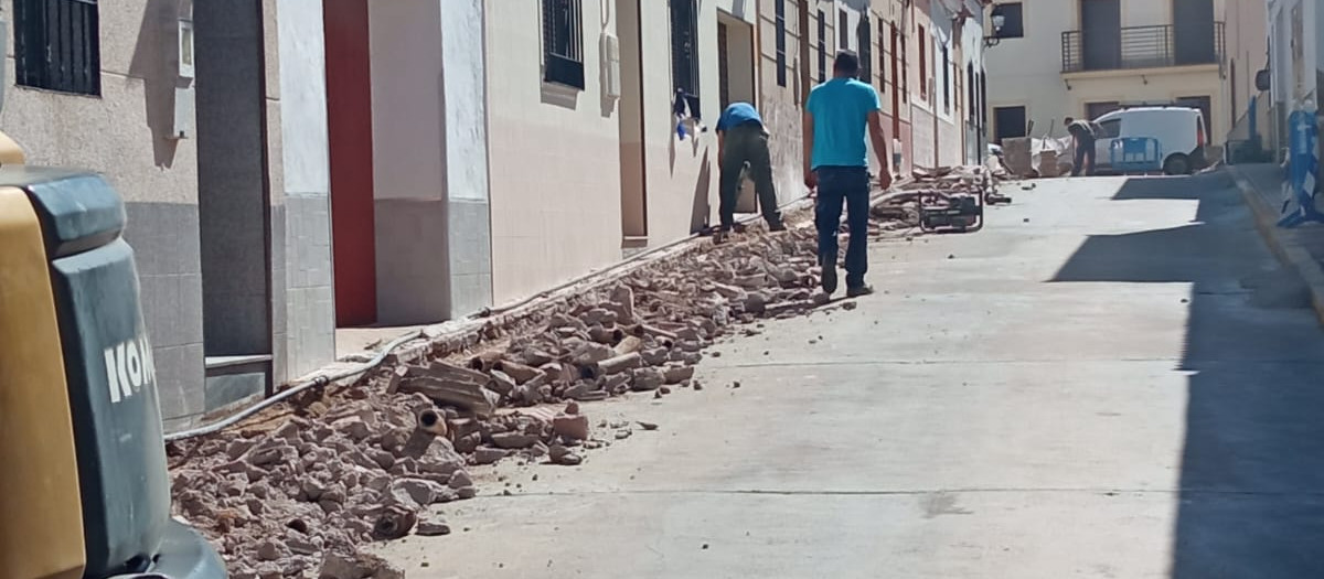 inician las obras de mejora de la red de abastecimiento de la calle San José de Peñarroya-Pueblonuevo