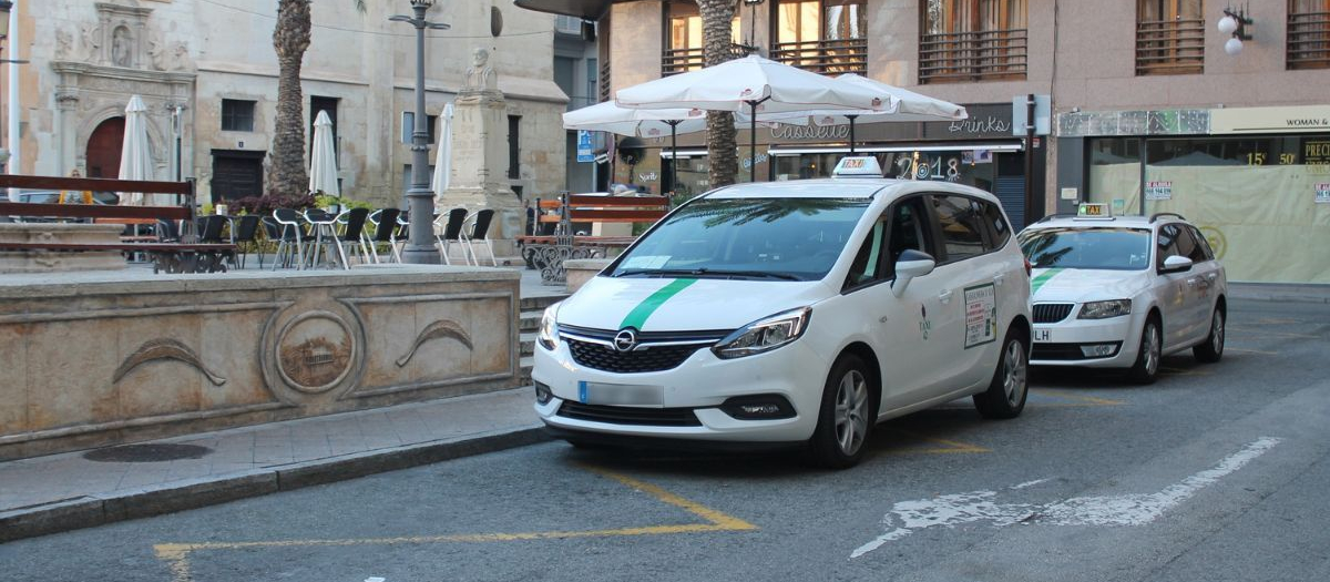 Parada de taxis en Elche