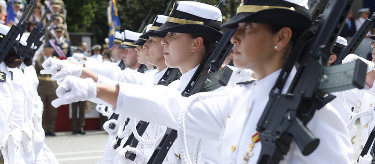 El desfile de las Fuerzas Armadas 2024 ha puesto en evidencia la cada vez mayor incorporación de la mujer a los tres Ejércitos