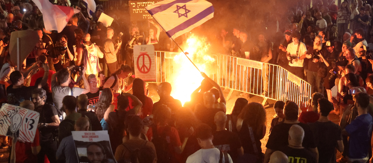 La manifestación contra la guerra en Tel Aviv terminó en choques con la policía