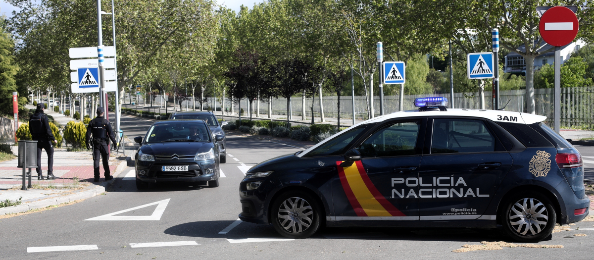 Coche de policía en Pozuelo de Alarcón