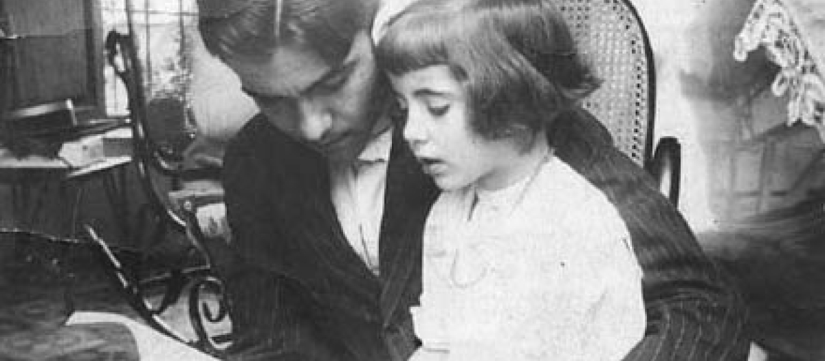 Federico García Lorca con su hermana Isable