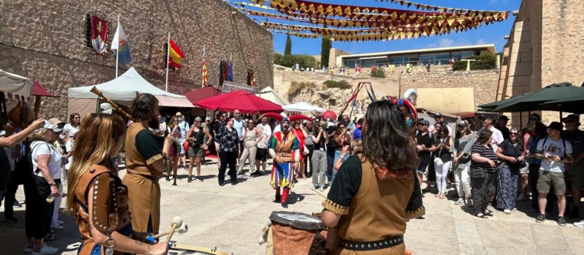Actividades medievales en el castillo de Santa Bárbara de Alicante