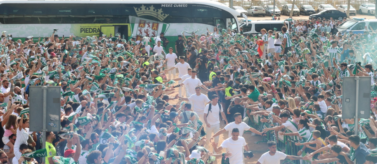 Así fue la llegada del Córdoba CF