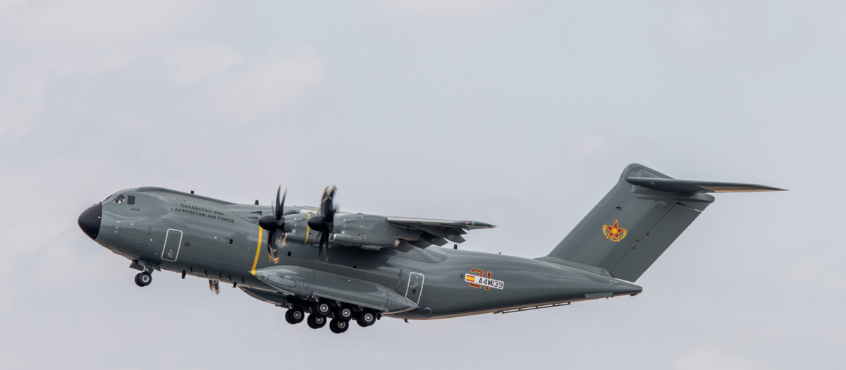 El primer avión A400M para la República de Kazajistán ha realizado su primer vuelo