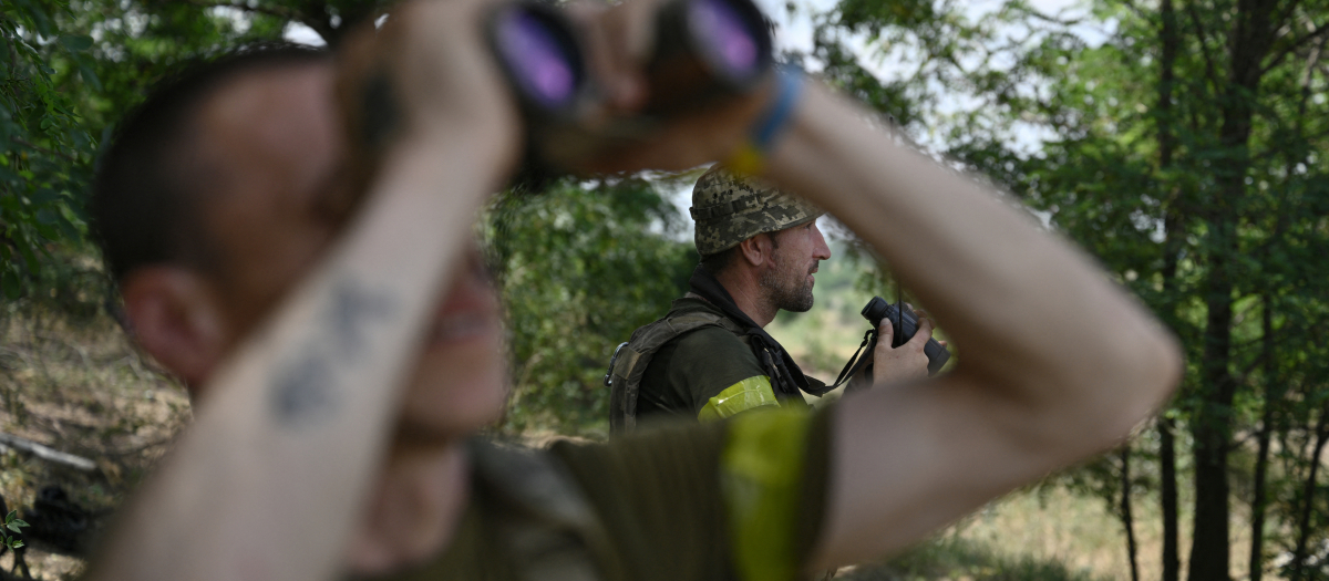 Soldados ucranianos en una posición del frente de Donetsk