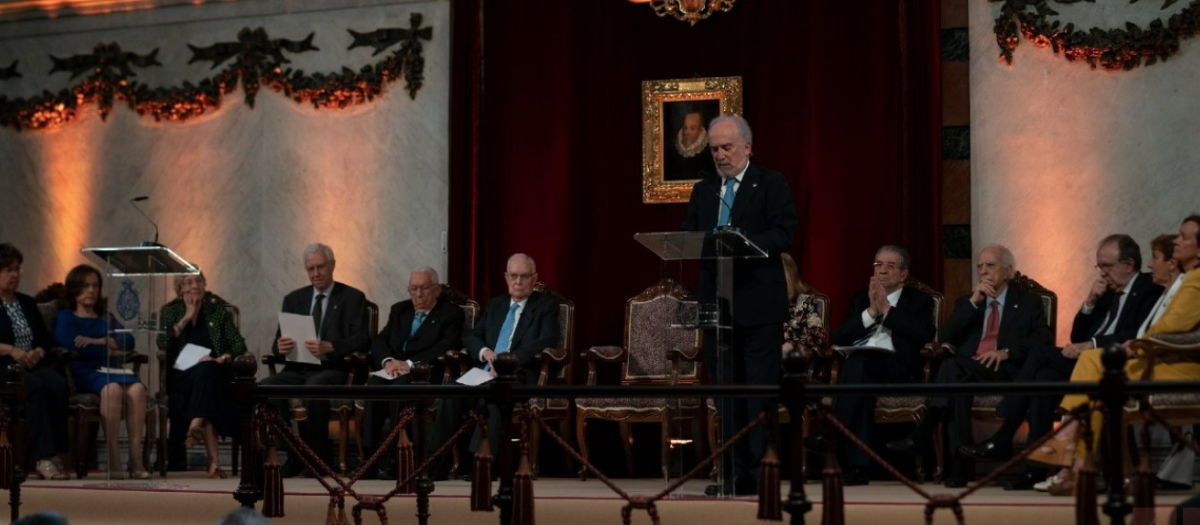 Un momento del acto de los académicos en conmemoración de los 10 años de reinado de Don Felipe