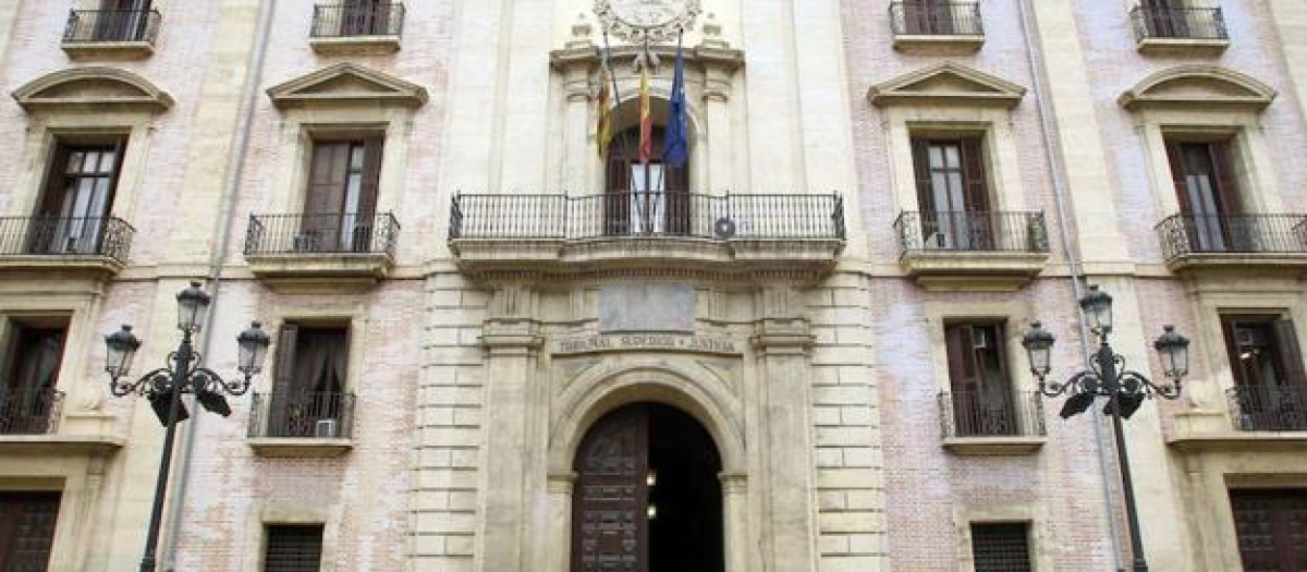 Fachada del Tribunal Superior de Justicia de la Comunidad Valenciana