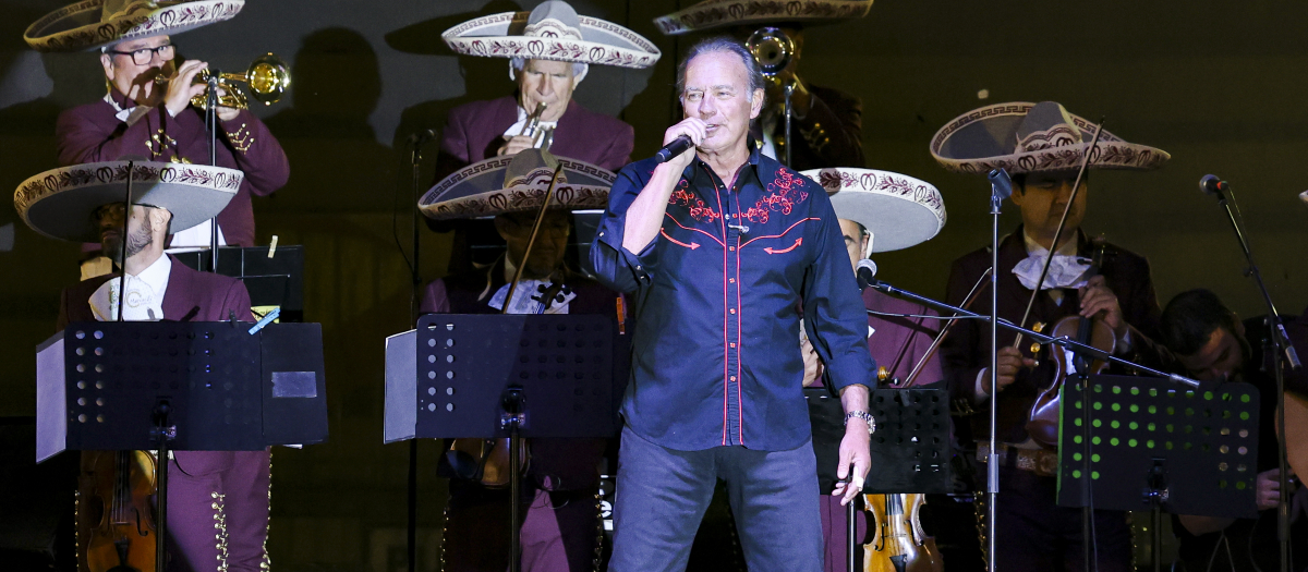 Singer Bertin Osborne performing in San Agustin de Guadalix on Thursday, 13 June 2024.