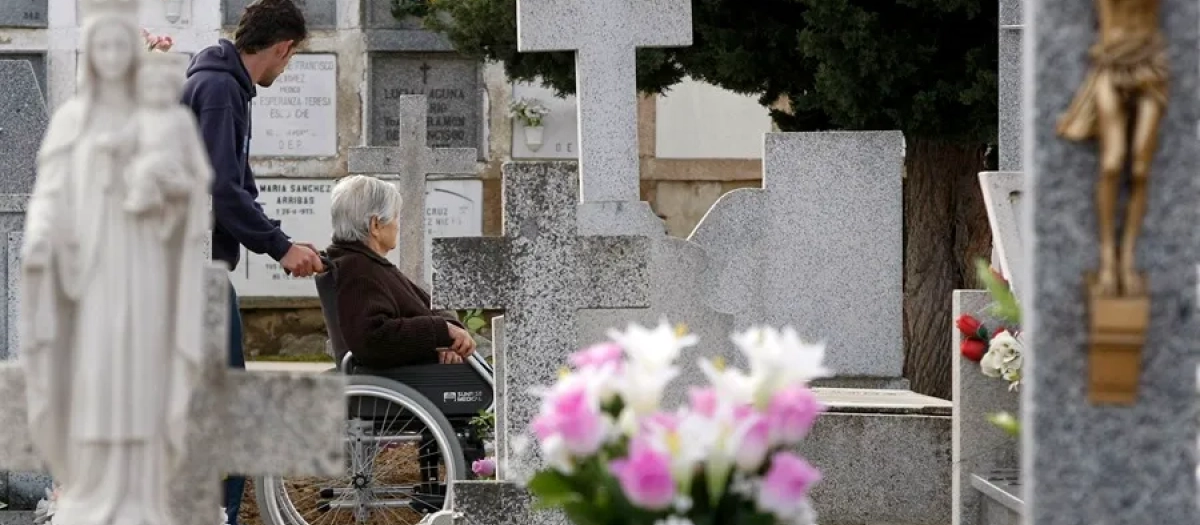 Imagen de archivo de un cementerio