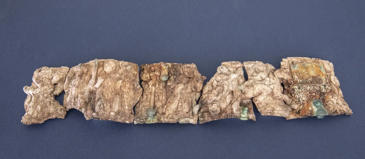 Fragmentos de un relicario encontrado en Irschen, Austria