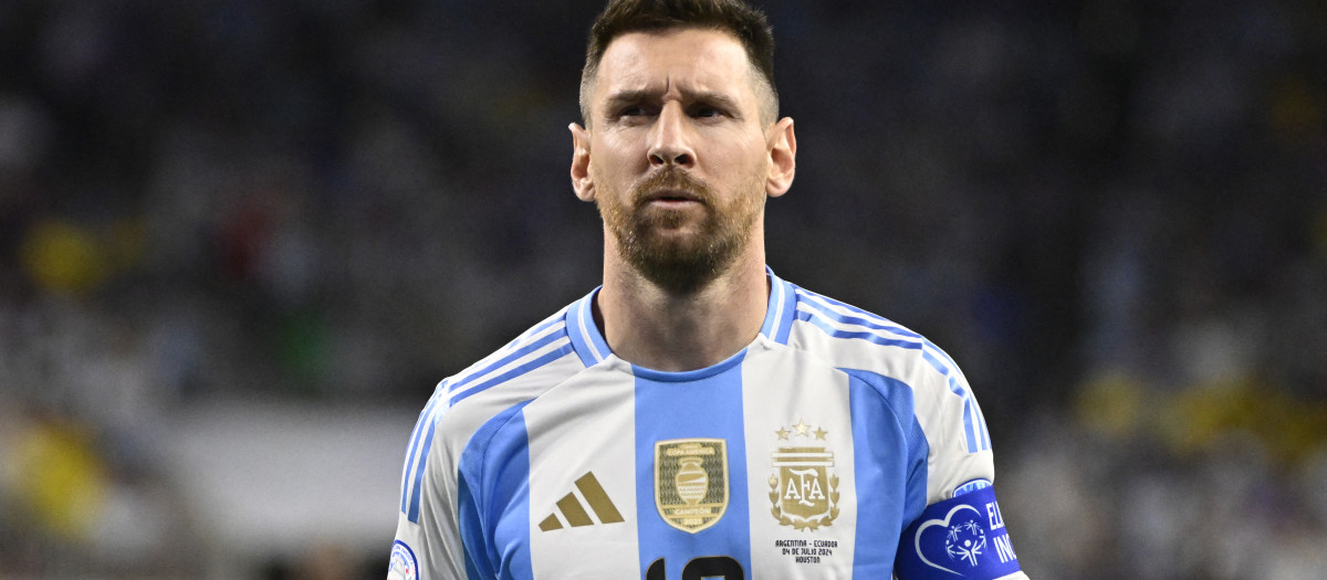 Lionel Messi en un partido con Argentina en la Copa América 2024