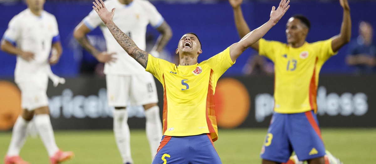 Los jugadores de Colombia celebran el pase a la final