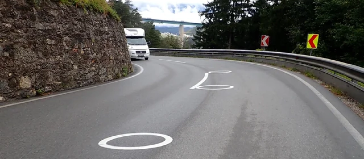 Círculos en la carretera: la nueva señal horizontal