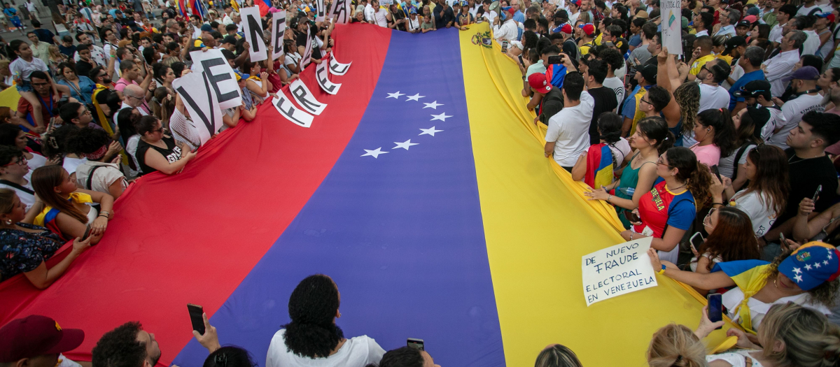 Centenares de venezolanos también se han manifestado en Madrid en señal de apoyo a los hechos acontecidos