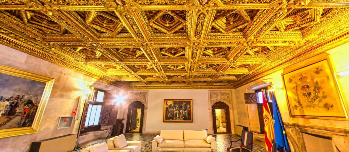 Salón dorado del Palacio de la Generalitat