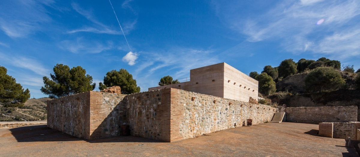 La Silla del Moro fue restaurada y convertida en un mirador que forma parte del Conjunto Monumental Alhambra y Generalife