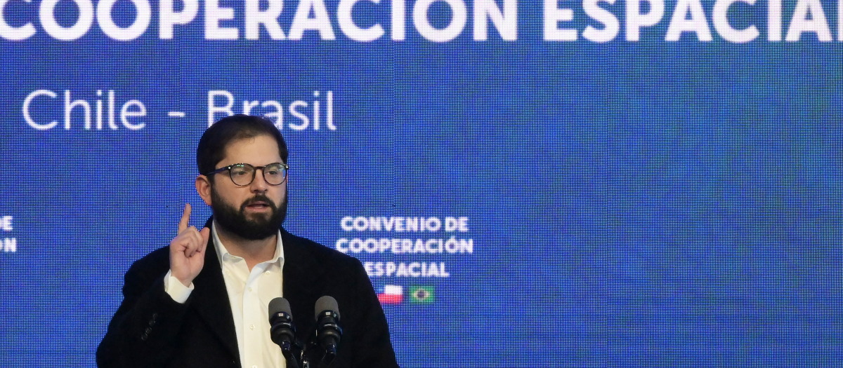 El presidente de Chile, Gabriel Boric, durante el Acuerdo de Cooperación Espacial con Brasil