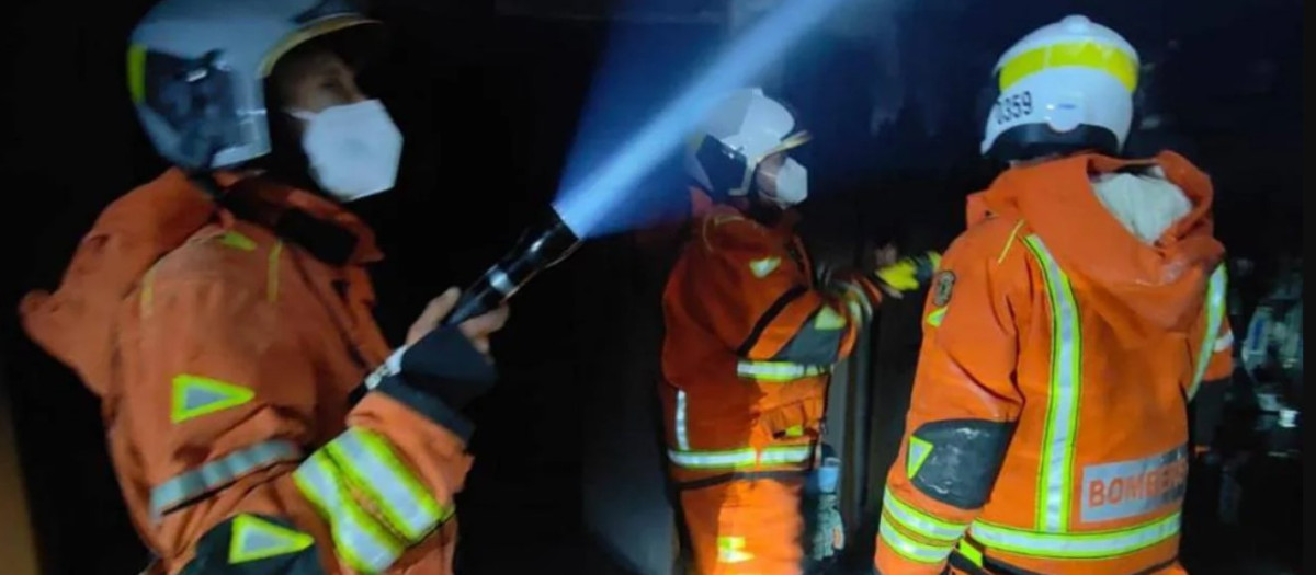 Miembros del Consorcio Provincial de Bomberos de Valencia, en una imagen de archivo