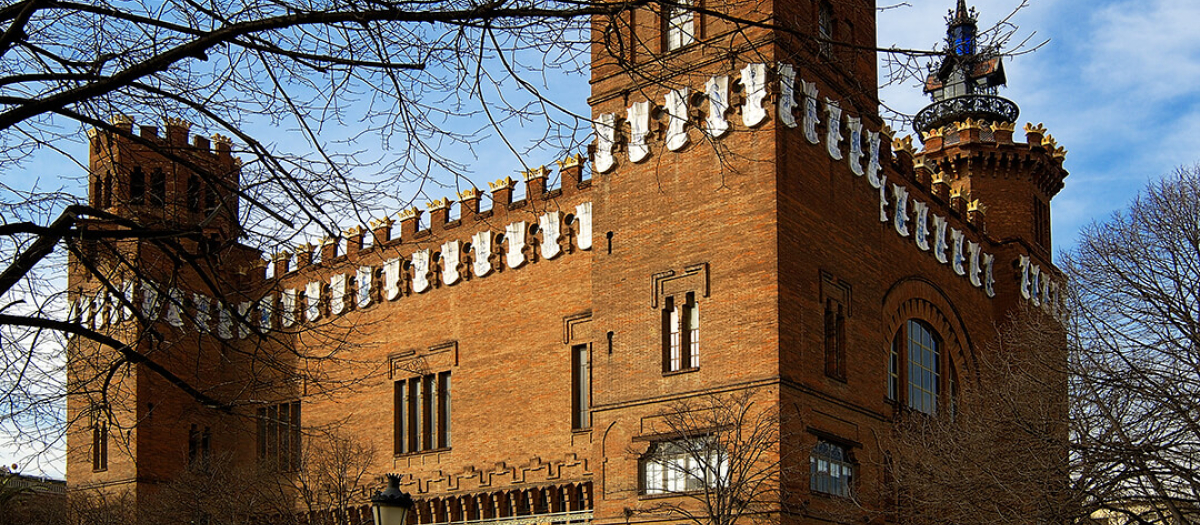 Castell dels tres dragons, Barcelona