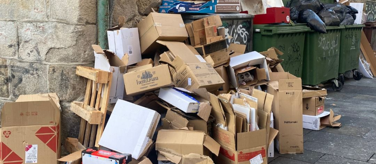 Basura acumulada en Pontevedra