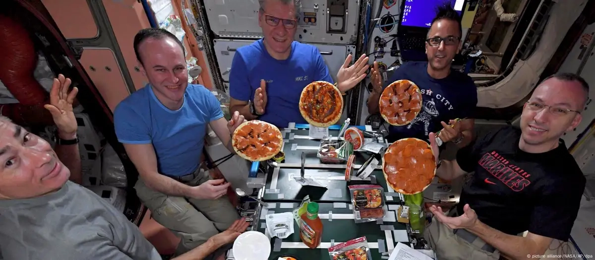 Astronautas en la Estación Espacial Internacional