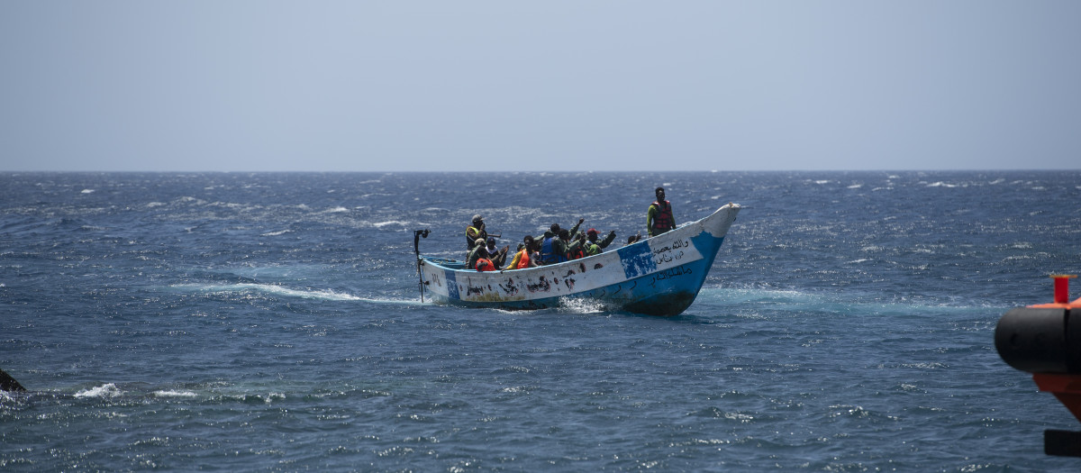 19 migrantes magrebíes llegan a la costa de Almería