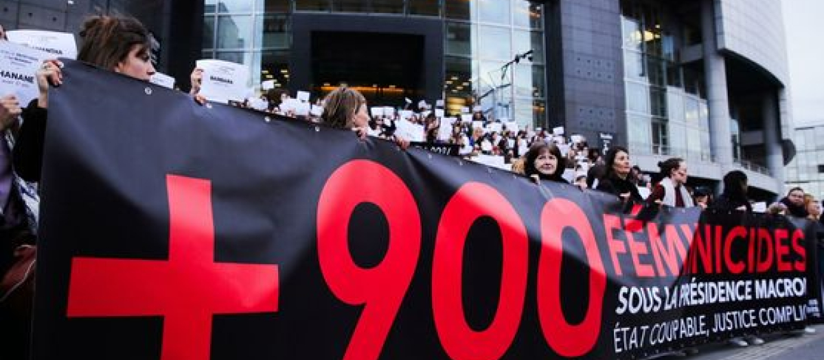 Protestas en París por los feminicidios