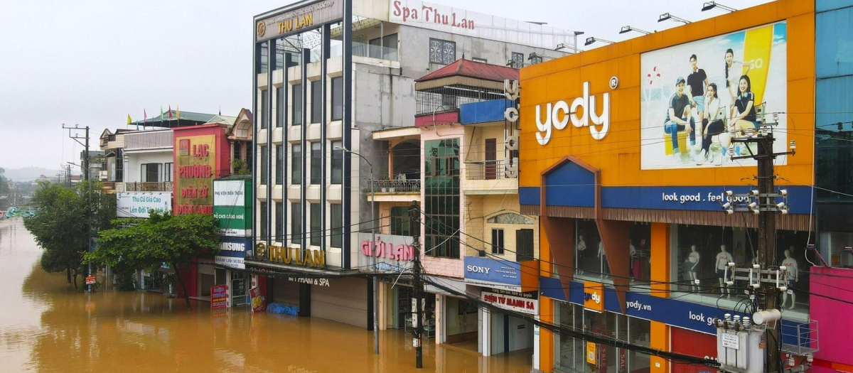 Yen Bai (Vietnam), tras el paso del tifón Yagi