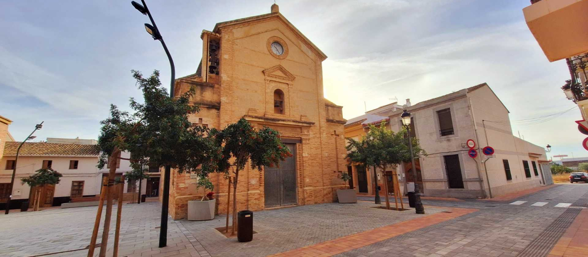 Plaza mayor del pueblo más pequeño de España, en la provincia de Valencia