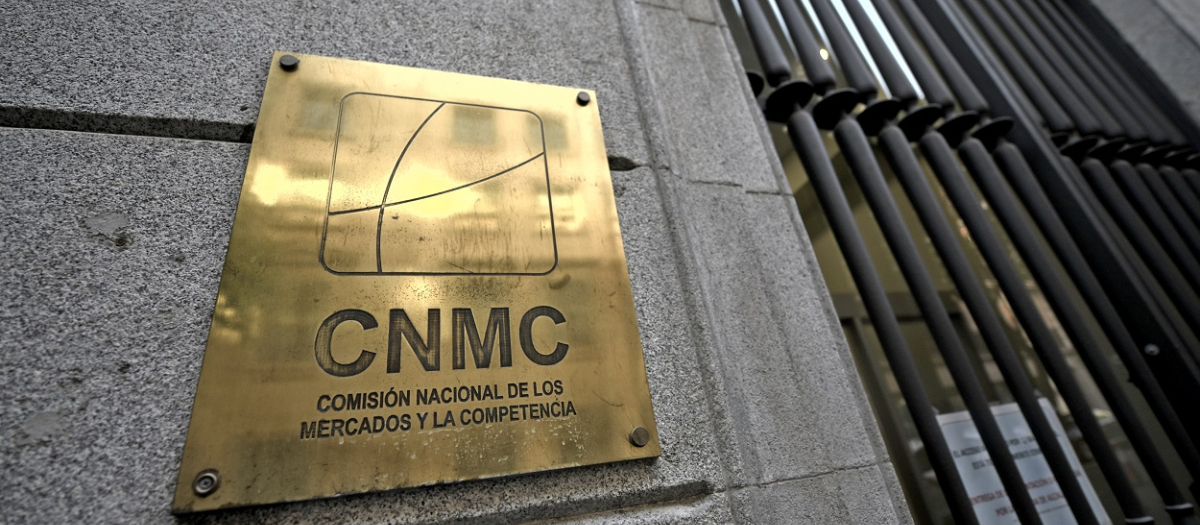 La CNMC solicitó a la Liga evitar la discrecionalidad en la comercialización de los derechos