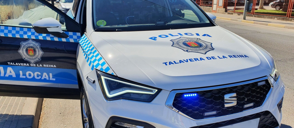 Imagen de archivo de un coche de la Policía local de Talavera de la Reina