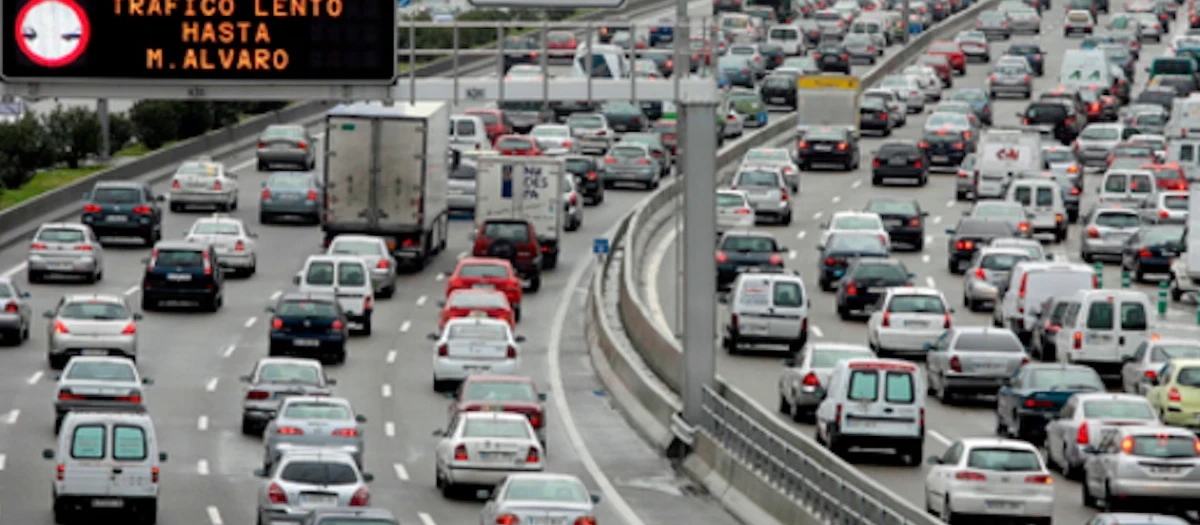 Se abre un período de espera para todos los coches sin etiqueta y para los etiqueta B