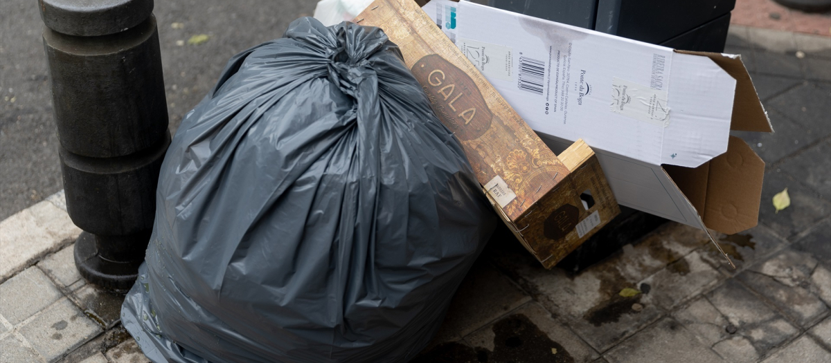 Imagen de archivo de unas bolsas de basura