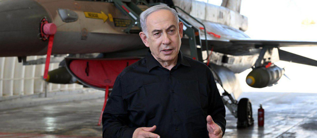 Benjamín Netanyahu, primer ministro de Israel, visita una base militar