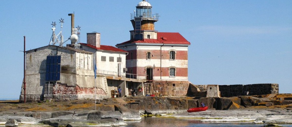 Faro de la isla de Märket