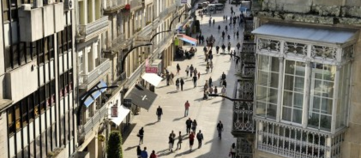 Calle Príncipe de Vigo es la más comercial de la ciudad olívica