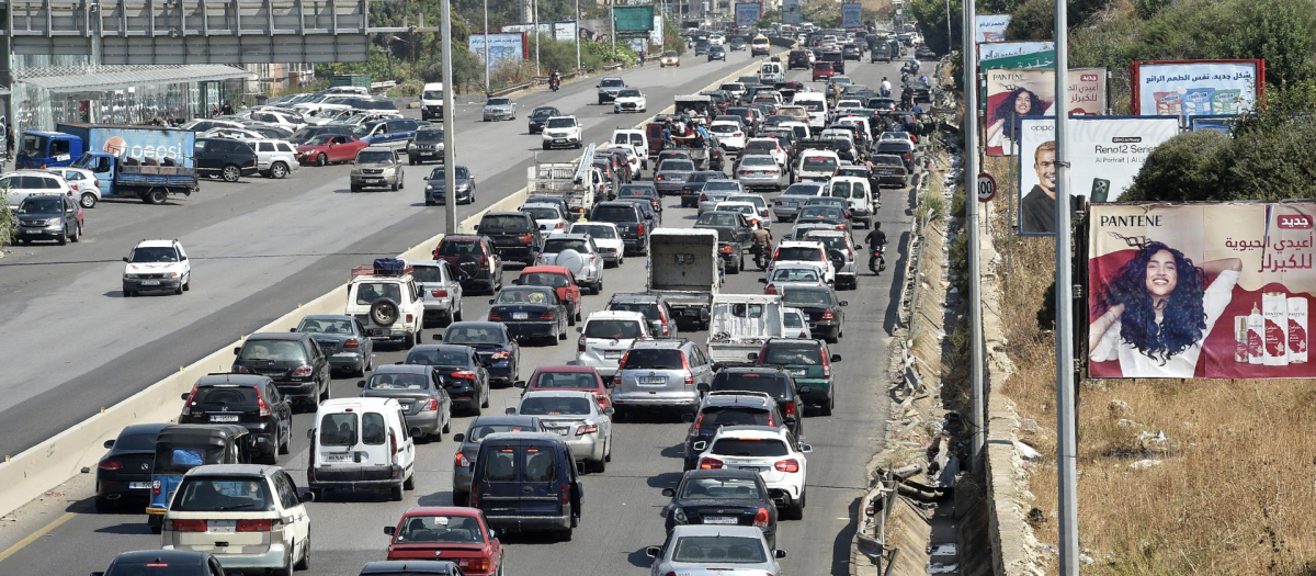 Se están formando atascos masivos en el Líbano ante la necesidad de abandonar el país