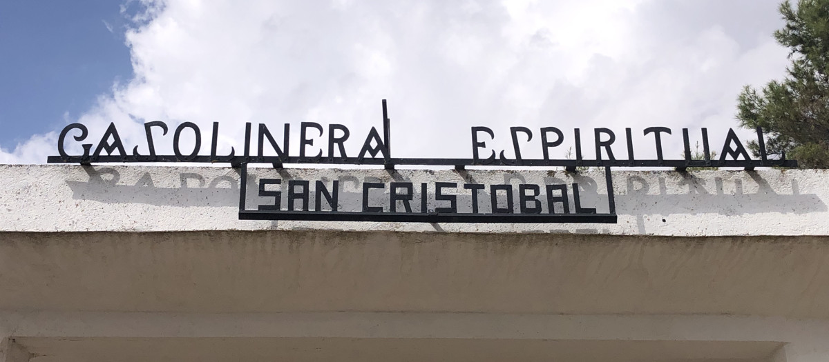 La «gasolinera espiritual de San Cristobal»