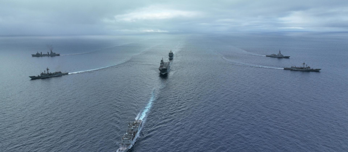 La Armada española desarrolla el ejercicio MAR 24-2 en aguas del Golfo de Cádiz con maniobras de guerra electrónica, de superficie y antiaérea