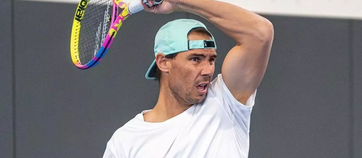 Rafa Nadal entrenando en su academia