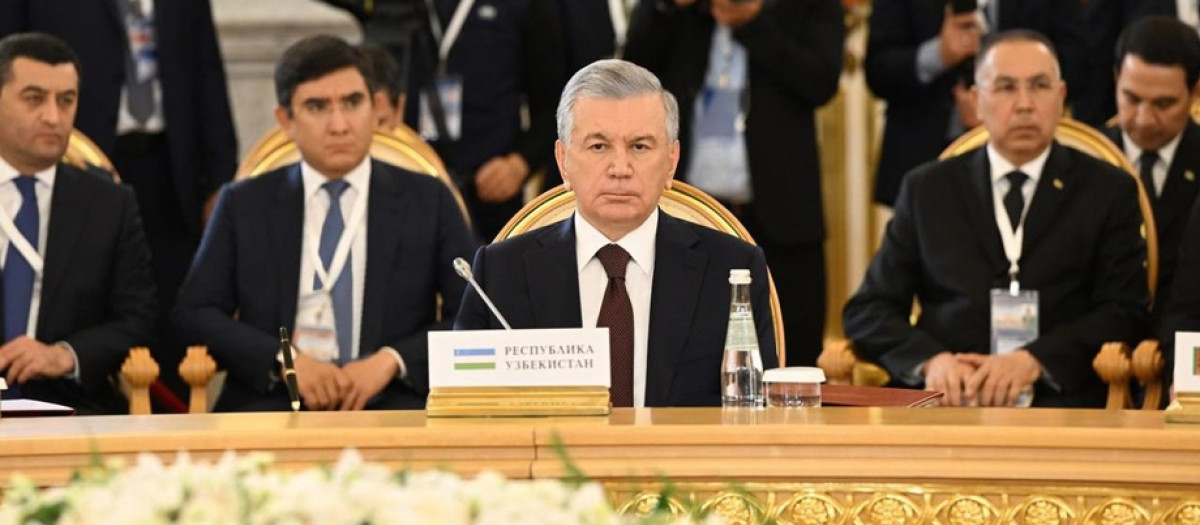 Shavkat Mirziyoyev, presidente de la República de Uzbekistán durante su visita a Moscú