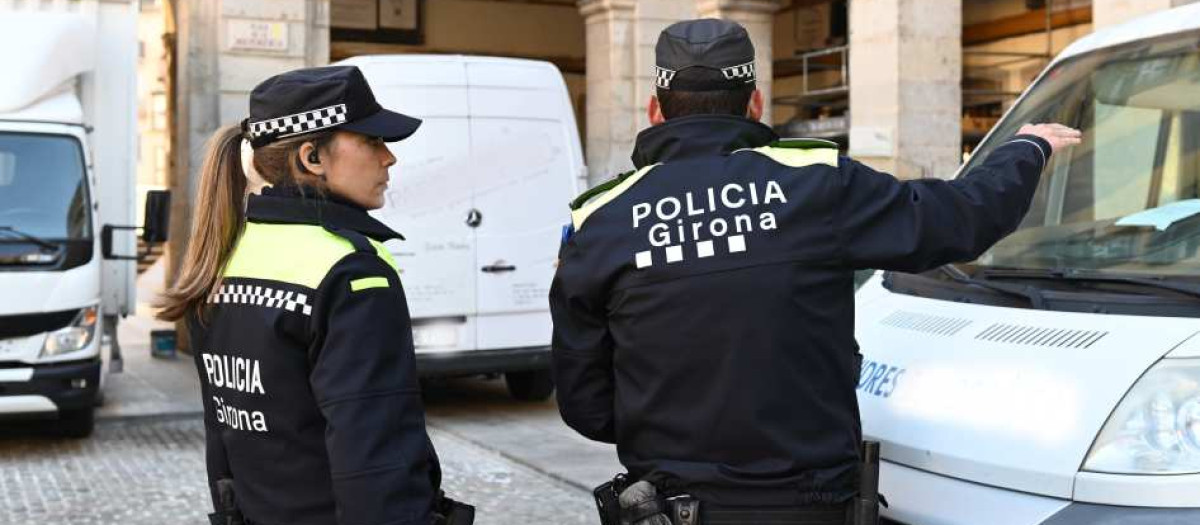 Agentes de la policía municipal de Gerona