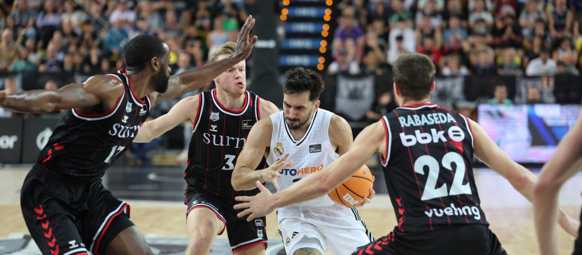 El Real Madrid cayó derrotado en Miribilla ante el Surne Bilbao Basket