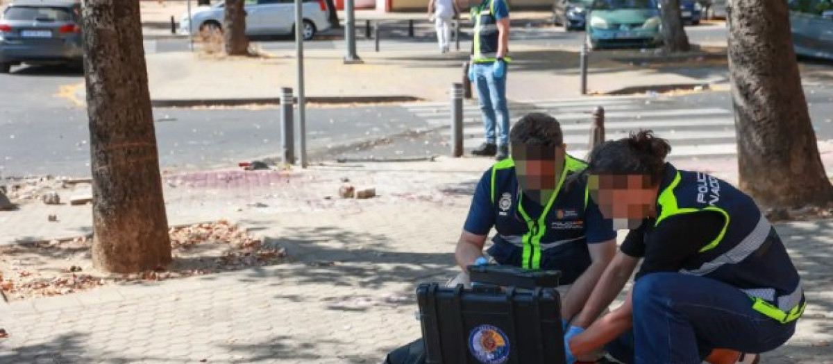 Agentes en la zona del suceso