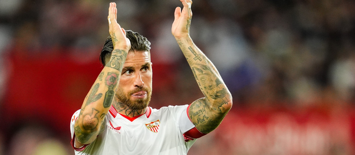 Sergio Ramos agradece a la afición del Sevilla su apoyo tras un partido