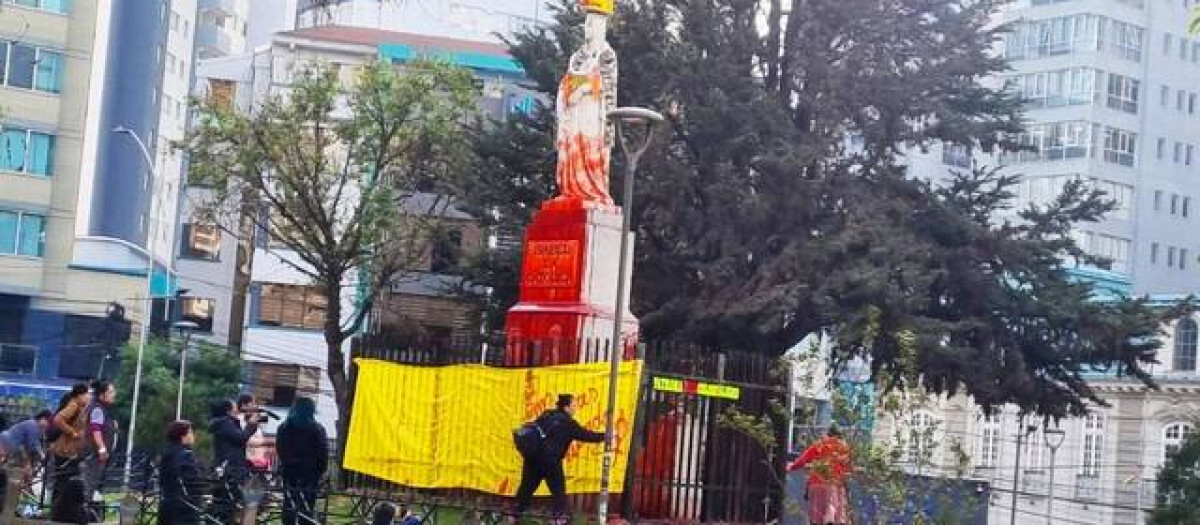 Estatua de Isabel la Católica en La Paz, Bolivia