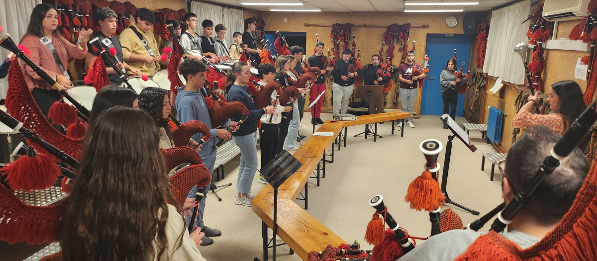 La Real Banda de Gaitas de la Diputación de Orense ultima sus preparativos